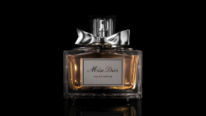 Мисс Диор - первый аромат известного бренда